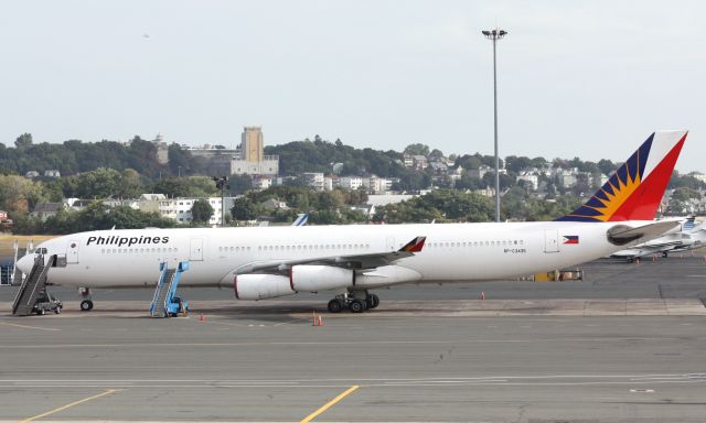 Airbus A340-300 (RP-C3435) - Bringing the President to town- very rare for BOS!