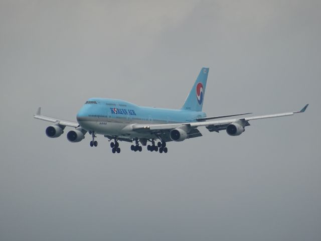 Boeing 747-400 (HL7472)