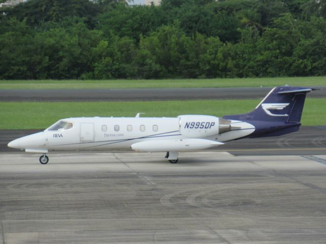 Learjet 35 (N995DP)