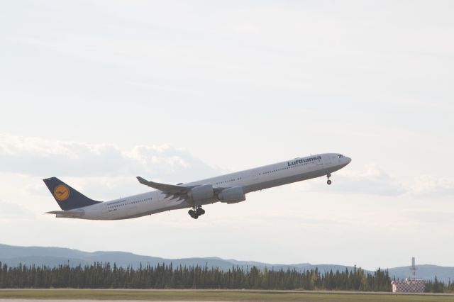 Airbus A340-600 (D-AIHC)