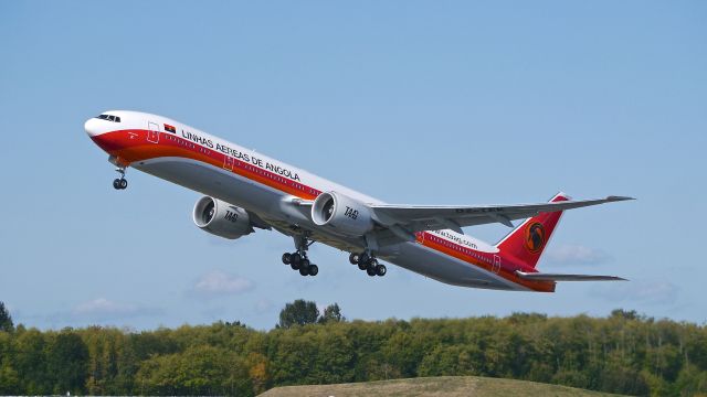 BOEING 777-300 (D2-TEK) - DTA15 on rotation from Rwy 16R to begin its delivery flight to LAD/FNLU on 9/30/16. (ln 1386 / cn 43254).