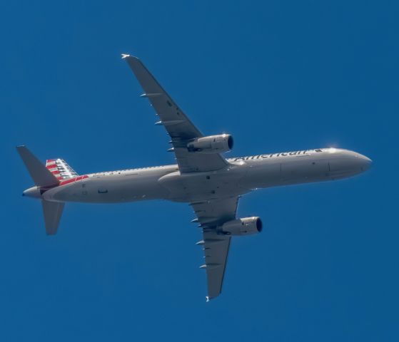 Airbus A321 (N580UW)