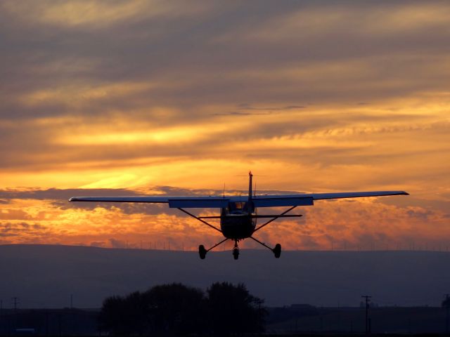 Cessna Commuter (N11513) - October sunset in Walla Walla, WA.