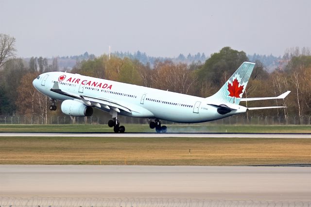 Airbus A330-300 (C-GFAH)