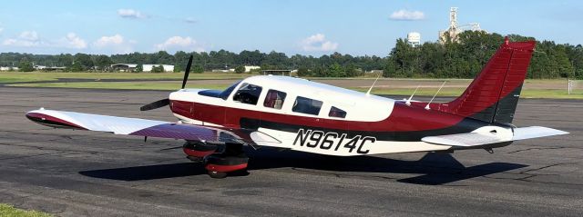 Piper Saratoga (N9614C)