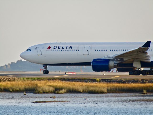 Airbus A330-300 (N807NW) - (10/9/2018)