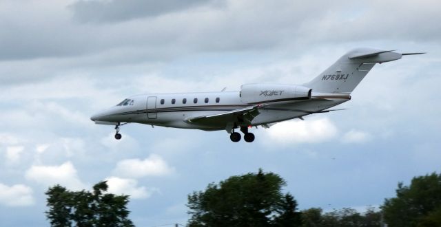 Cessna Citation X (N769XJ) - On final is this 2007 Cessna Citation 750 in the Spring of 2019.