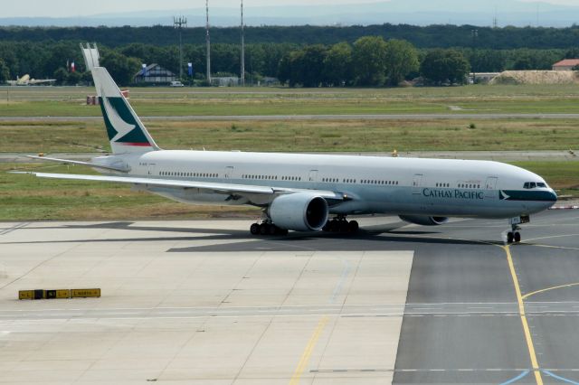 Boeing 777-200 (B-KPS)