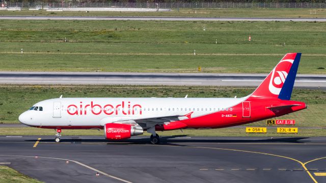 Airbus A320 (D-ABZI)