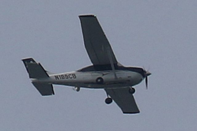 Cessna 206 Stationair (N189CB)
