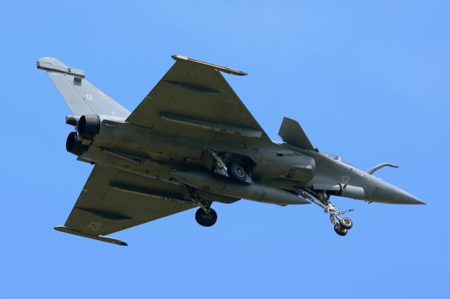 FNY12 — - French Naval Aviation Dassault Rafale M, Take off Rwy 08, Landivisiau Naval Air Base (LFRJ)