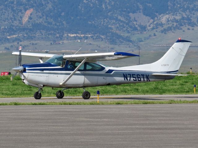 Cessna Skylane (N756TK)