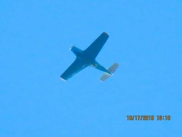 Beechcraft Bonanza (33) (N750P)