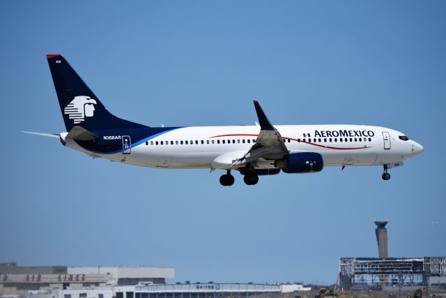 Boeing 737-800 (N368AR) - 10-C 04-28-18