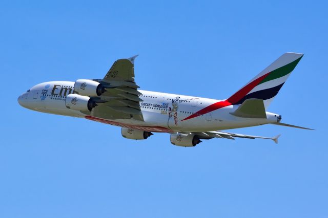 Airbus A380-800 (A6-EEQ) - 03/25/2015 Emirates A6-EEQ A380 KDFW