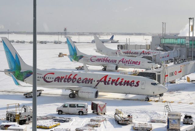 Boeing 737-800 (9Y-ANU)