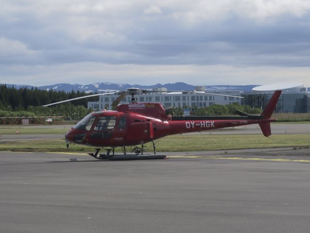 OY-HGK — - 22 July 2015.