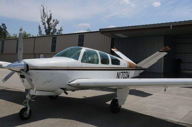 Beechcraft 35 Bonanza (N1703W)