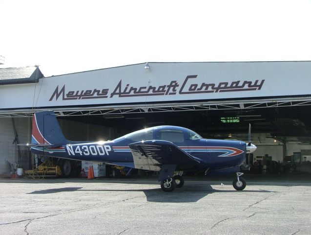 North American Rockwell Commander 200 (N430DP)