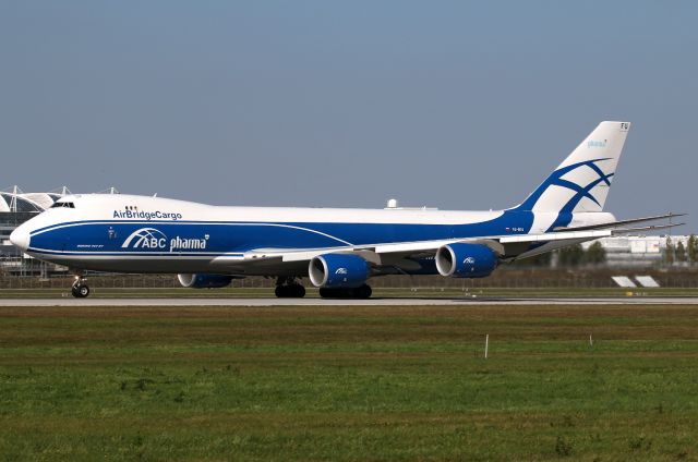 BOEING 747-8 (VQ-BFU)