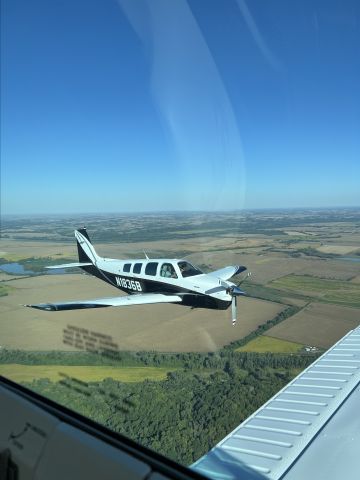 Beechcraft Bonanza (36) (N1836B)