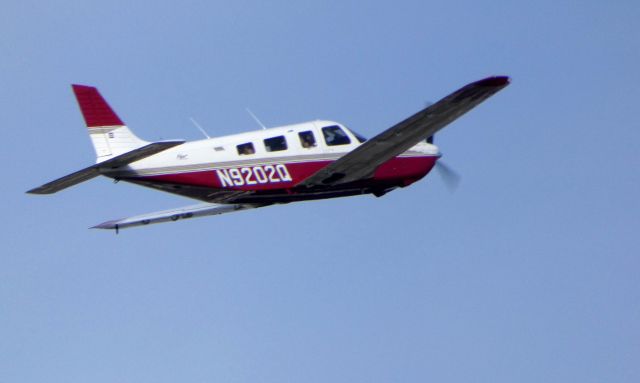 Piper Saratoga (N9202Q) - On departure is this 1993 Piper Saratoga/Lance in the Autumn of 2018.