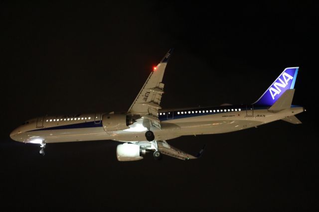 Airbus A321 (JA147A) - December 10th 2021:HND-HKD.