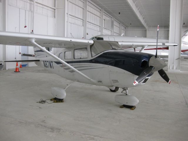 Cessna 206 Stationair (N87WT)