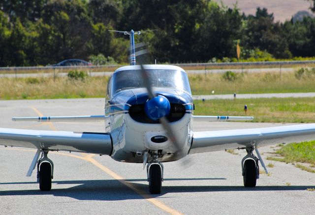 Piper PA-24 Comanche — - Piper Comanche taxing in at the San Martin Airport. 