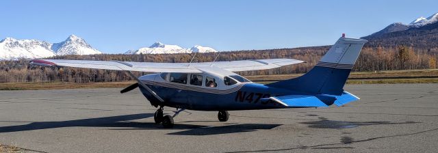 Piper Cherokee (N47941) - Plane full of skydivers getting ready for takeoff, Palmer Municipal Airport