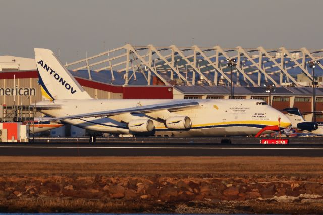 Antonov An-124 Ruslan (UR-82027)