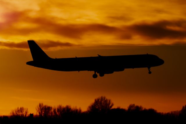 Airbus A321 (A7-ADZ) - After 2008 welcome again in 2014 Qatar Airways with it's old registration A7-ADZ.