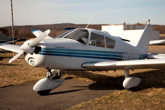 Piper Cherokee (N6918W)