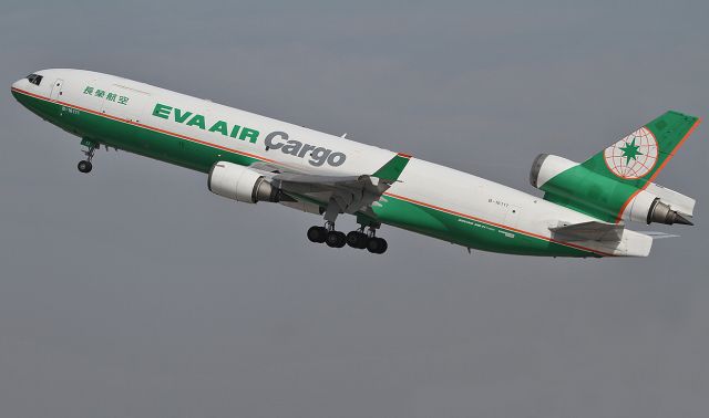 Boeing MD-11 (B-16111) - Taking off from the LAX.