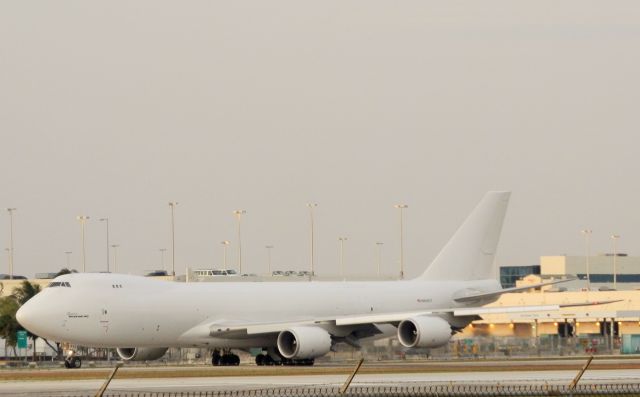 BOEING 747-8 (N859GT)