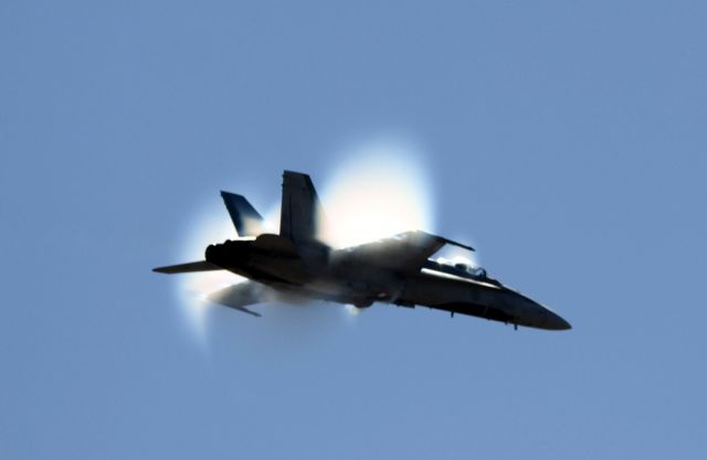 McDonnell Douglas FA-18 Hornet (18-8762) - Canada Air Force demonstration at the California International Airshow, Salinas, Ca    09-26-2015