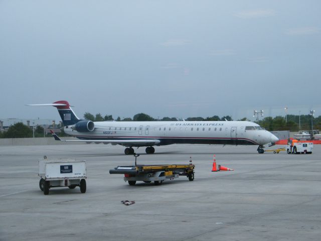 Canadair Regional Jet CRJ-900 (N922FJ) - Friday, Aug 06, 2010