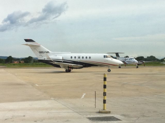 Hawker 800 (N804MR)