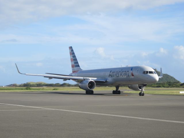 Boeing 757-200 (N172AJ)