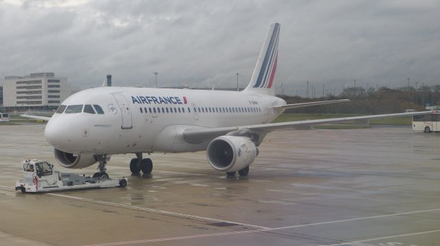 Airbus A319 (F-GRHH) - Delivered to Air France in 1999