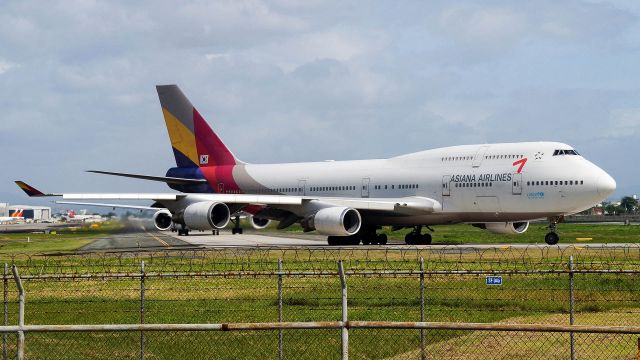 Boeing 747-400 (HL7418)