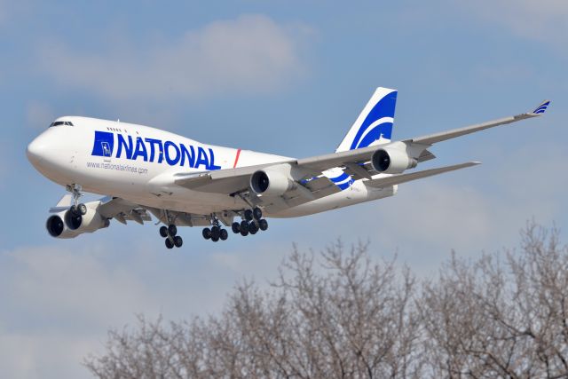 Boeing 747-400 (N729CA) - 03-08-21