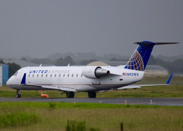 Canadair Regional Jet CRJ-200 (N929EV) - At Shreveport Regional.