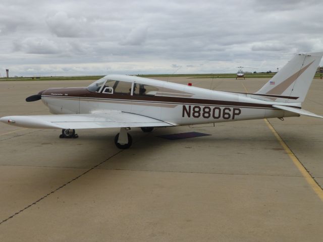 Piper PA-24 Comanche (N8806P)