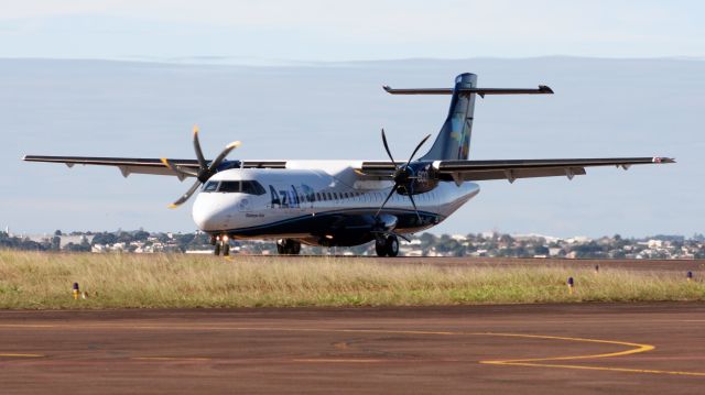 ATR ATR-72 (PR-AKL)