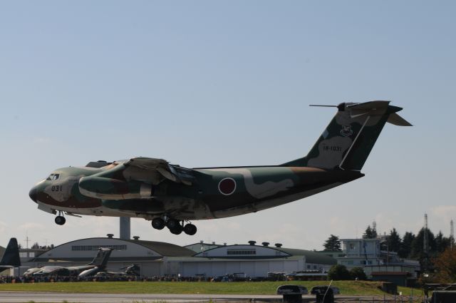 KAWASAKI C-1 (18-1031) - Nov.03.2016br /JASDF Iruma Air Base Festival !!br /The shooting location is the east side of the overrun north side of the runway.