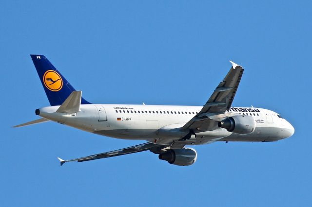 Airbus A320 (D-AIPR)