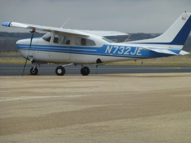 Cessna Centurion (N732JE)