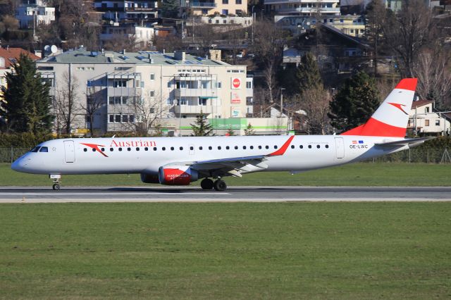 EMBRAER 195 (OE-LWC)