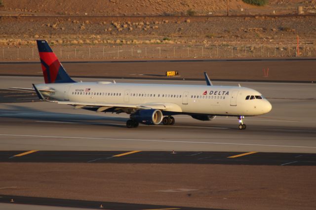 Airbus A321 (N314DN)